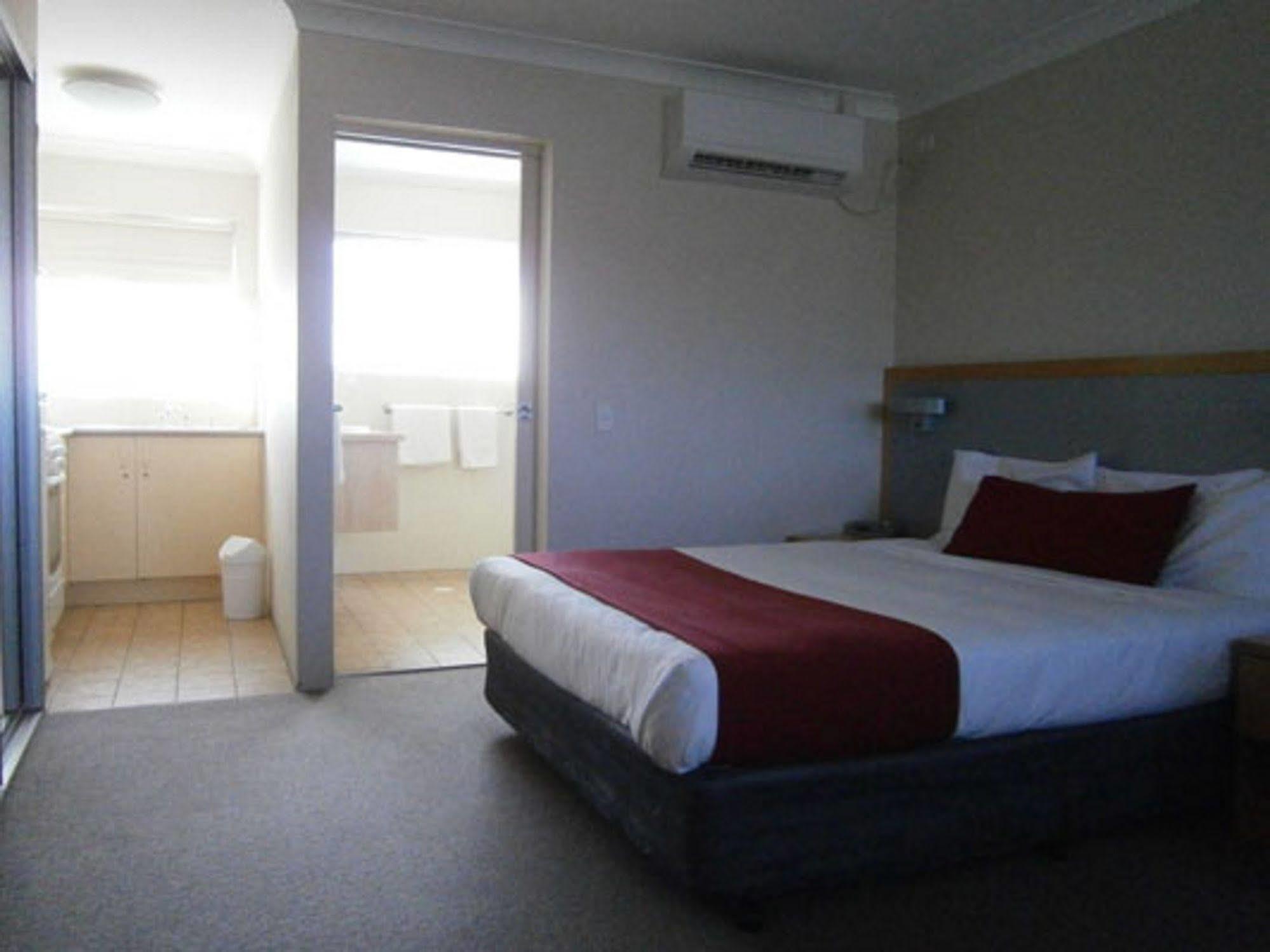 George Bass Motor Inn Nowra Exterior foto