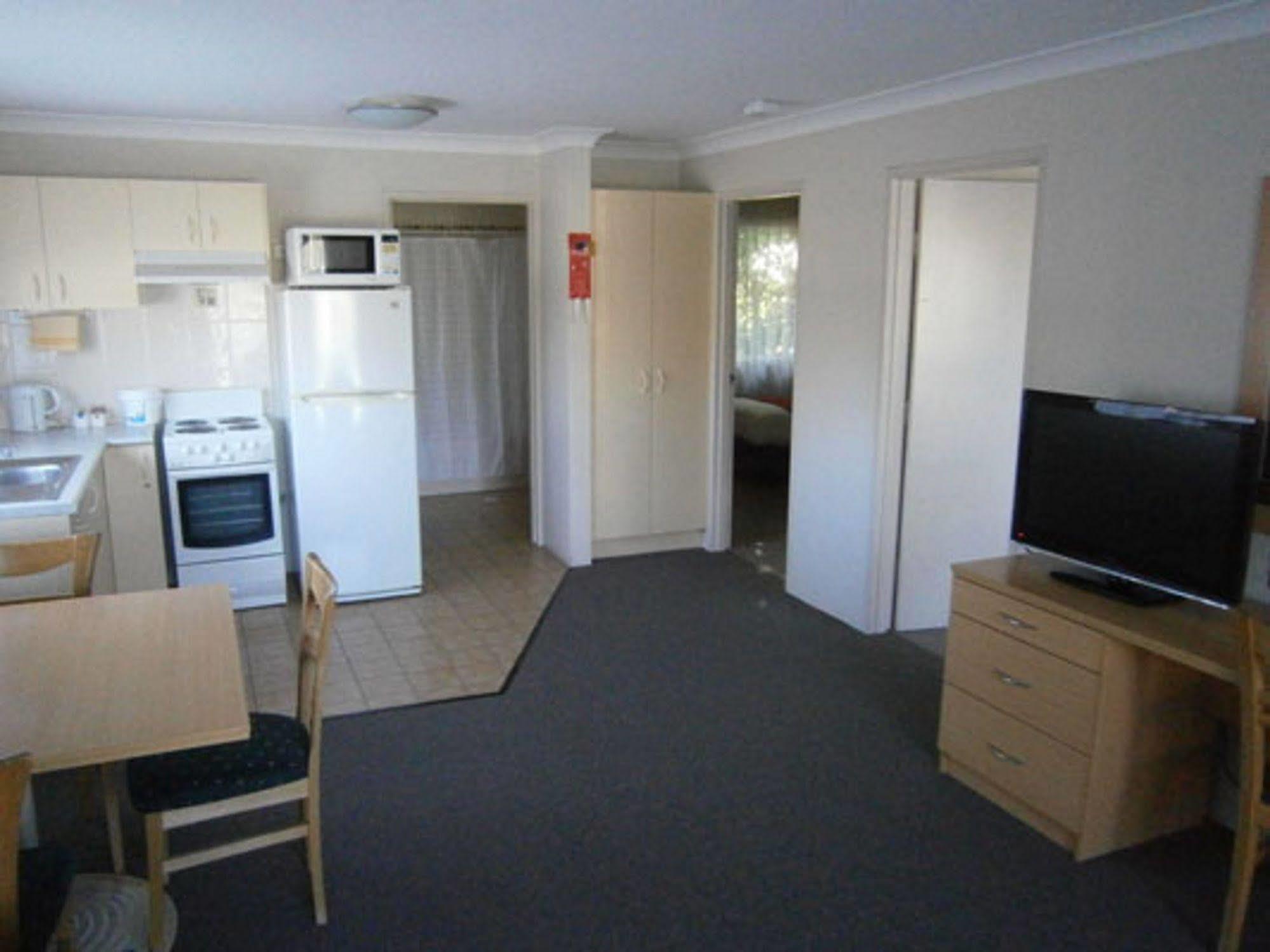 George Bass Motor Inn Nowra Exterior foto